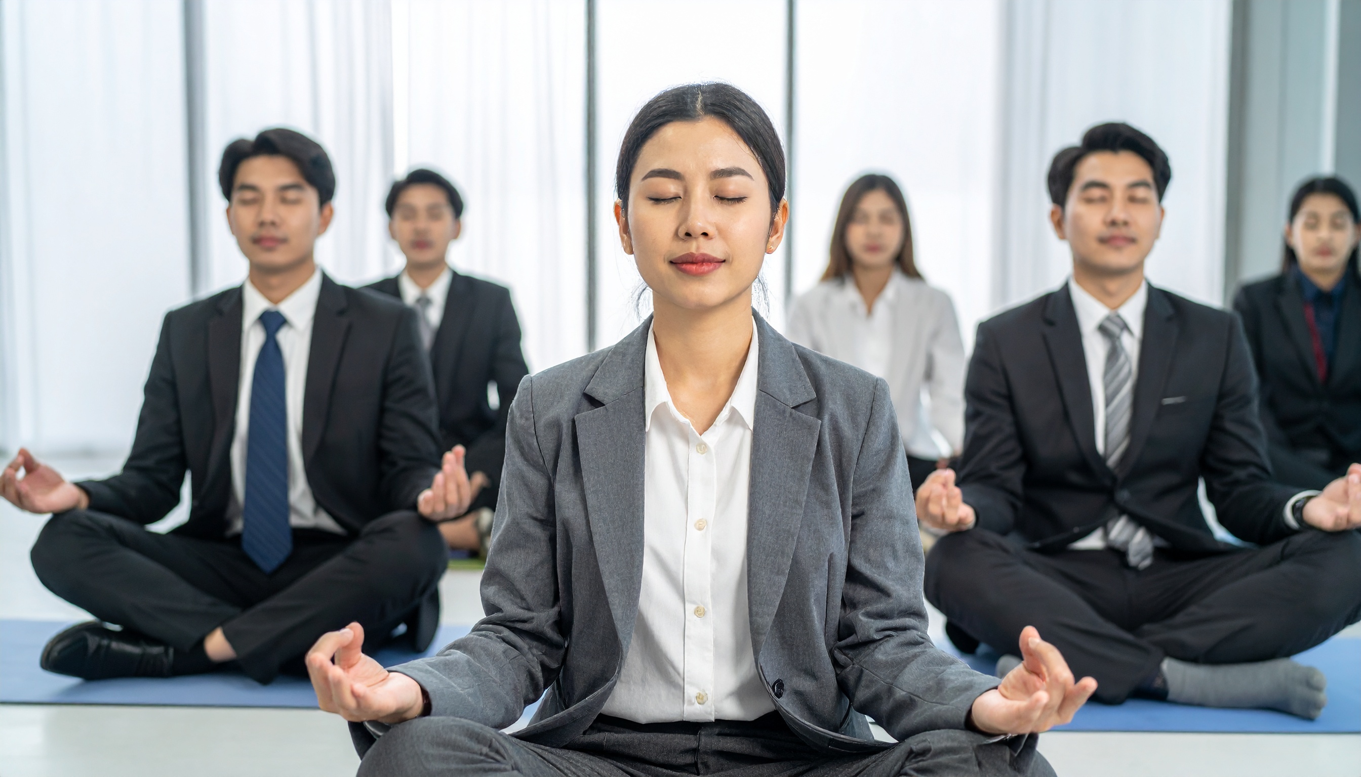 Khóa học thiền có cấp chứng chỉ có đáng để đầu tư không?