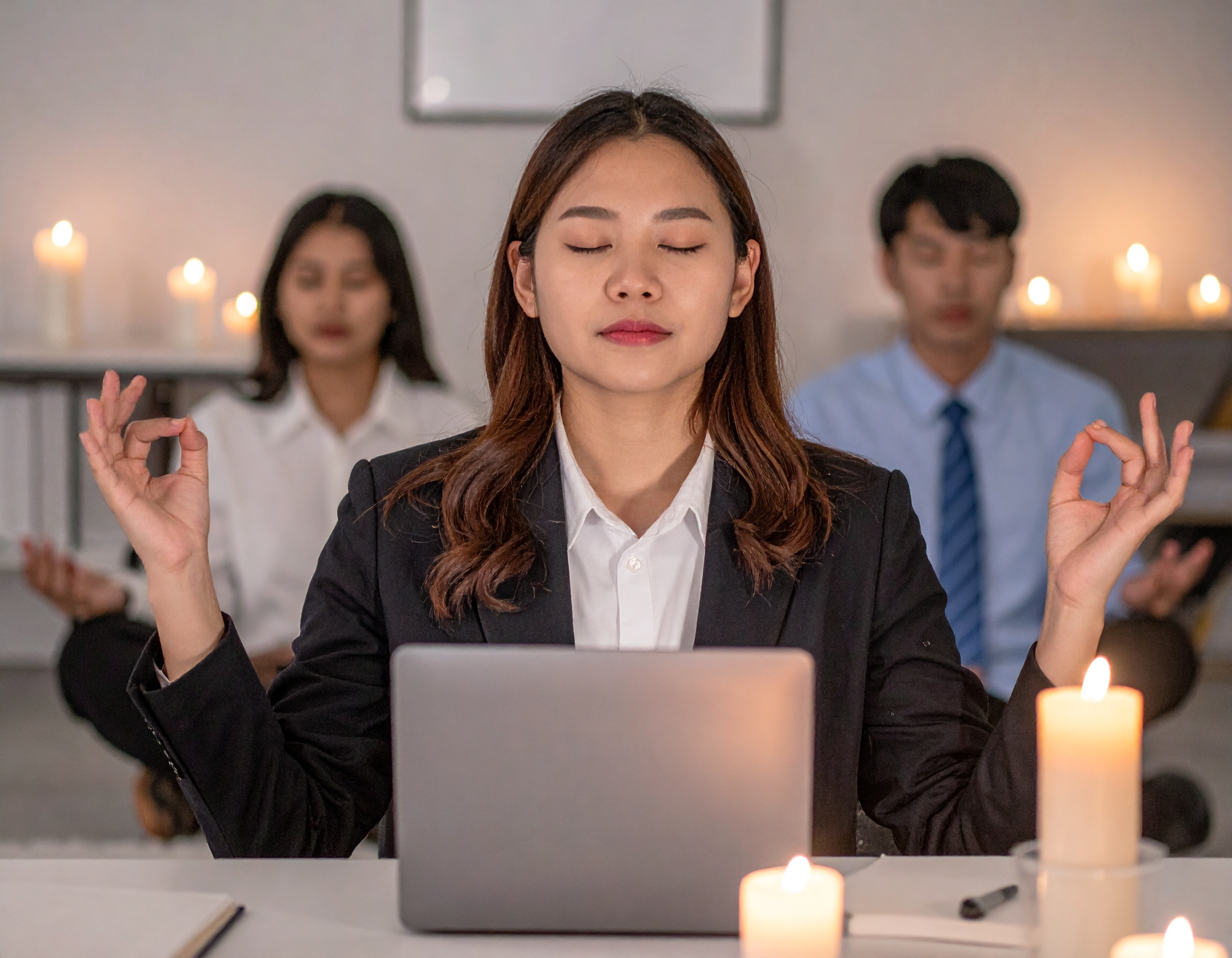 Tối ưu hiệu suất họp nhóm với khóa thiền trước giờ làm việc