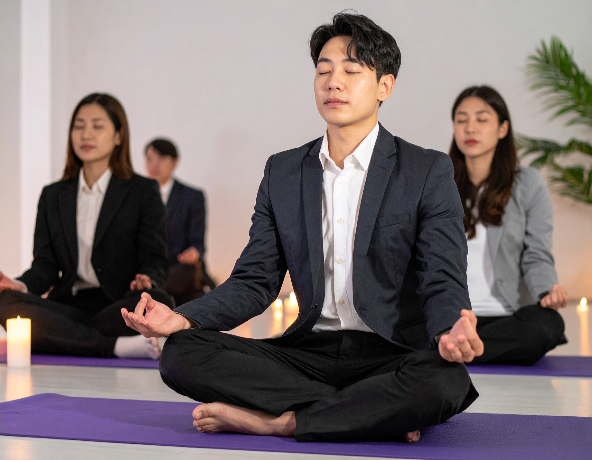 Kỹ năng lắng nghe chủ động qua thực hành thiền trong doanh nghiệp