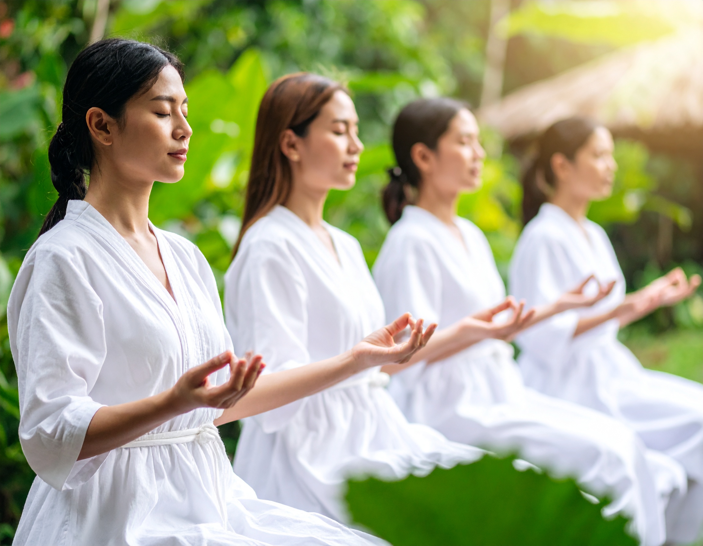 Cách kết hợp học lý thuyết – thực hành hiệu quả trong Khóa học Giáo viên Thiền