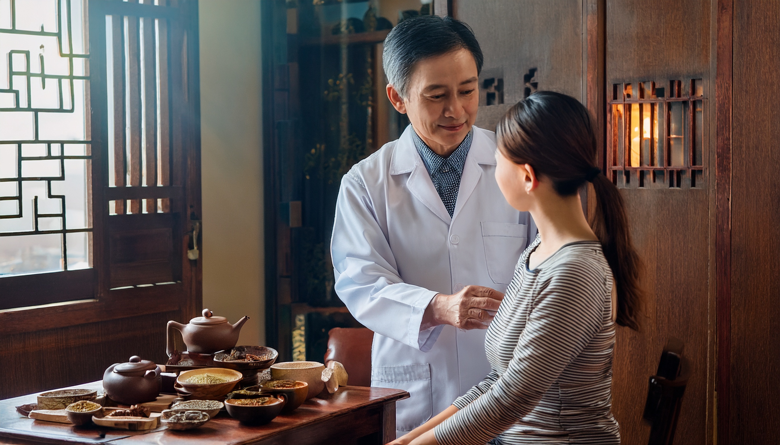 Người bị chấn thương tâm lý học châm cứu như liệu pháp bổ trợ