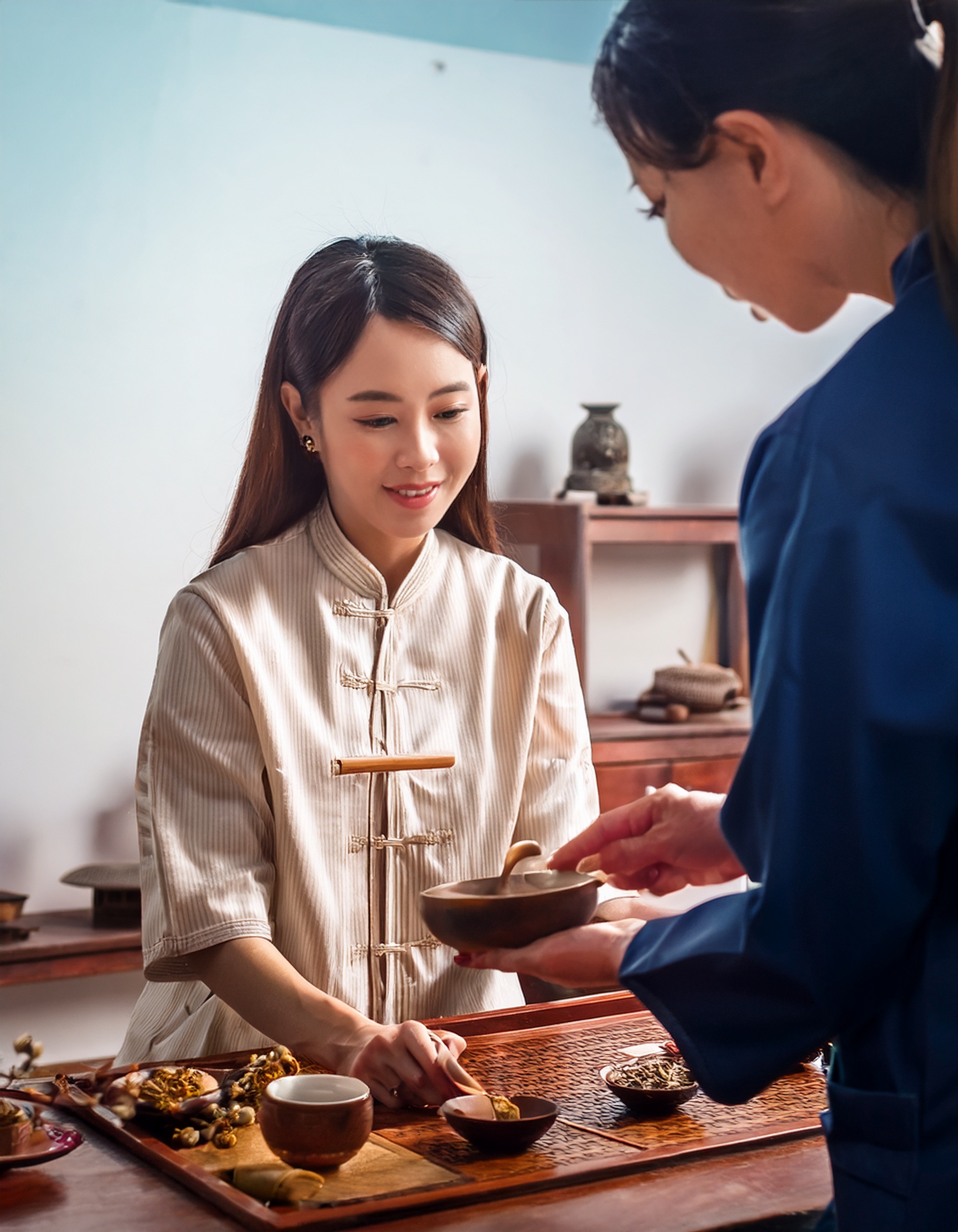 Cơ hội học liên thông hoặc học lên chuyên sâu sau khi tốt nghiệp châm cứu