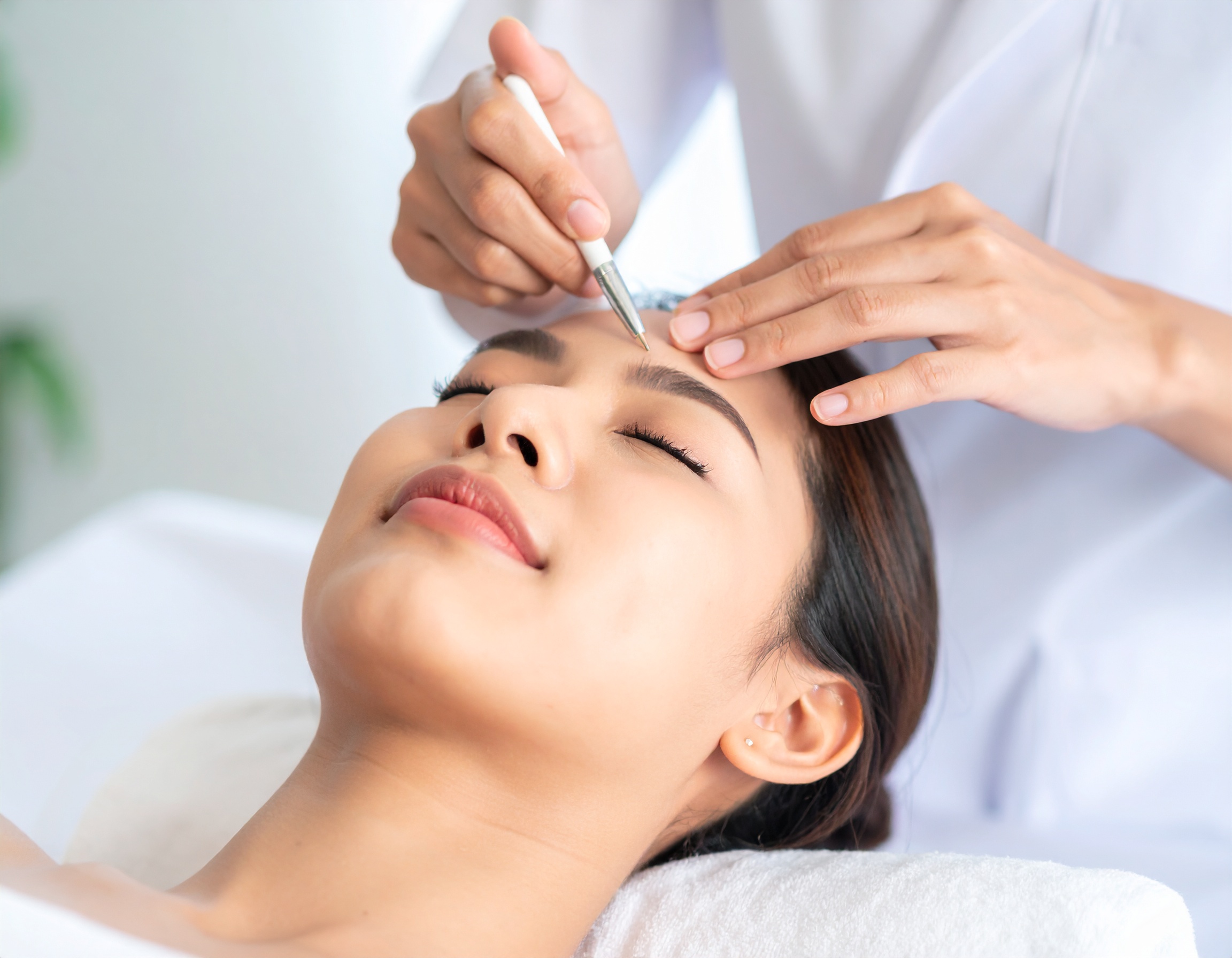 CAO ĐẲNG CHĂM SÓC SẮC ĐẸP